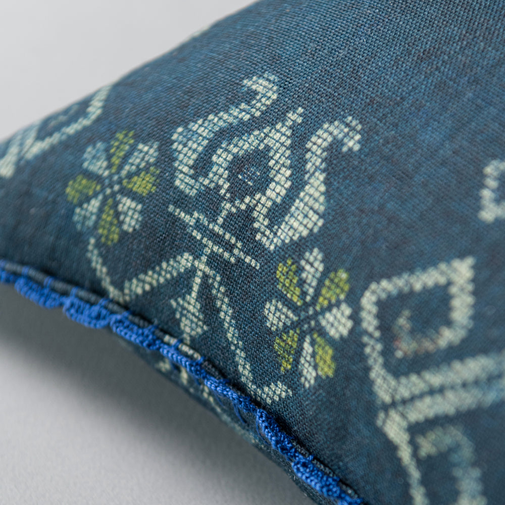 Roots Pillow