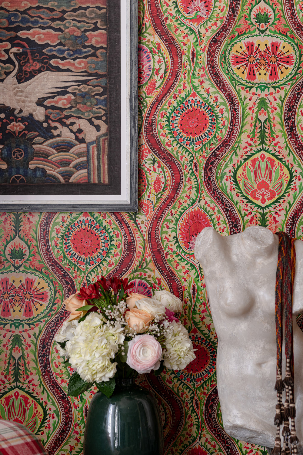 Hippie Paisley Wallpaper