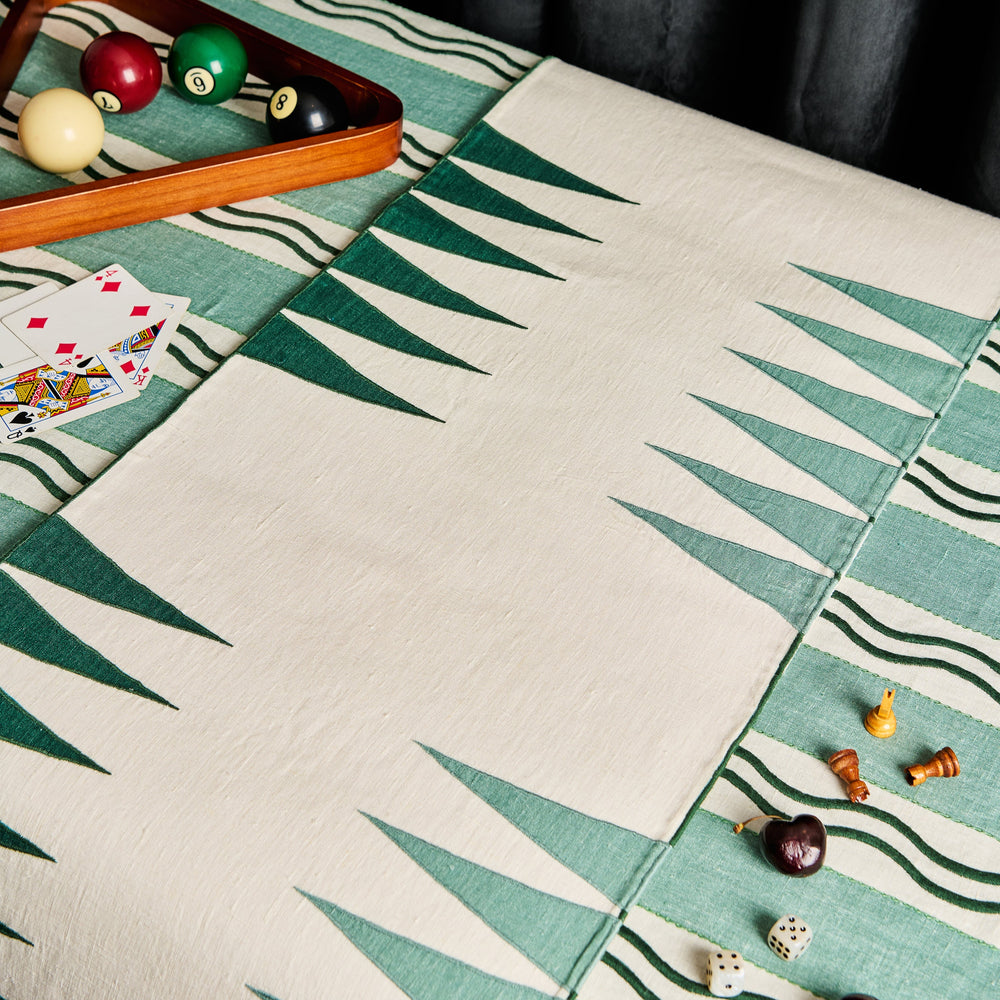 Backgammon Linen Runner