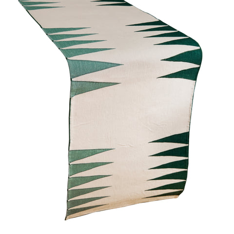 Backgammon Linen Runner