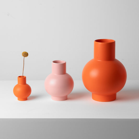 Strom Vase