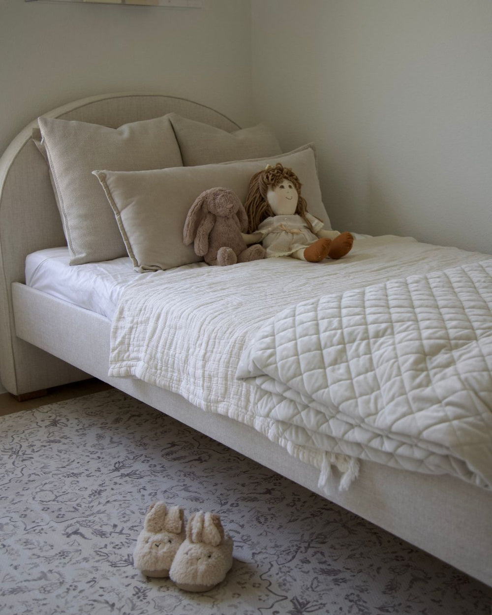Luna Twin Bed
