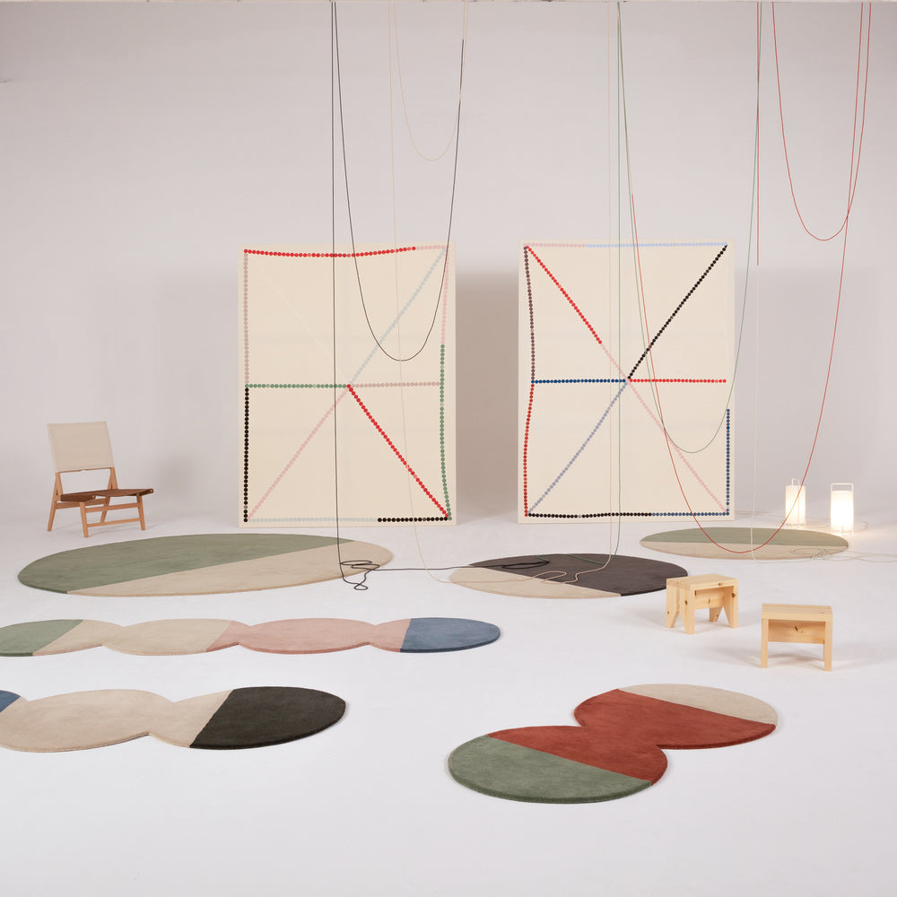 Pearl Round Rug