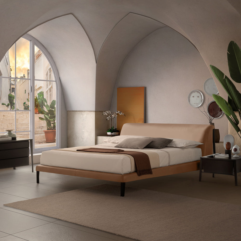 Diamante Bed