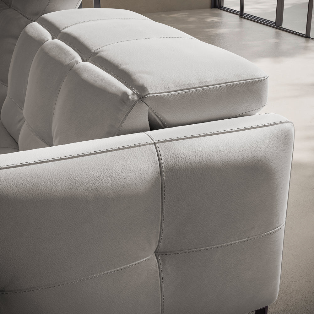 Philo Power Motion Sofa