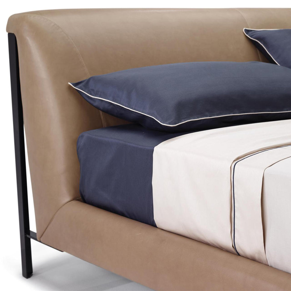 Diamante Bed