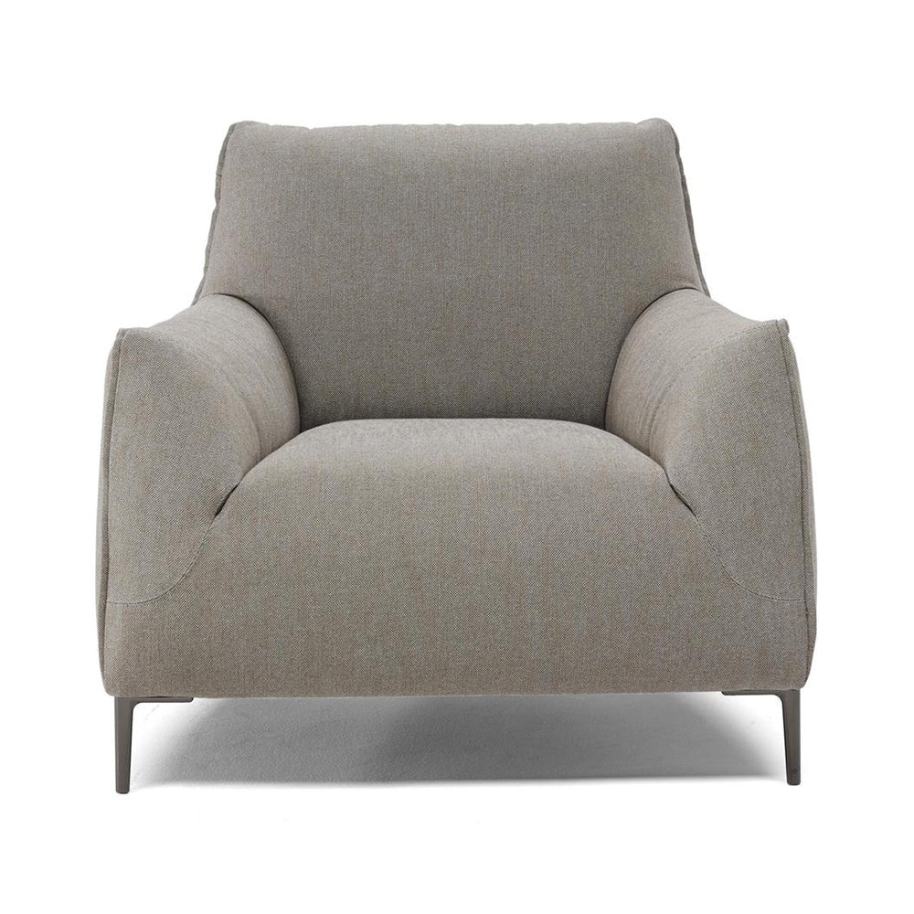 Dolly Lounge Chair