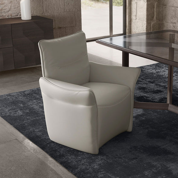 Mama Dining Chair