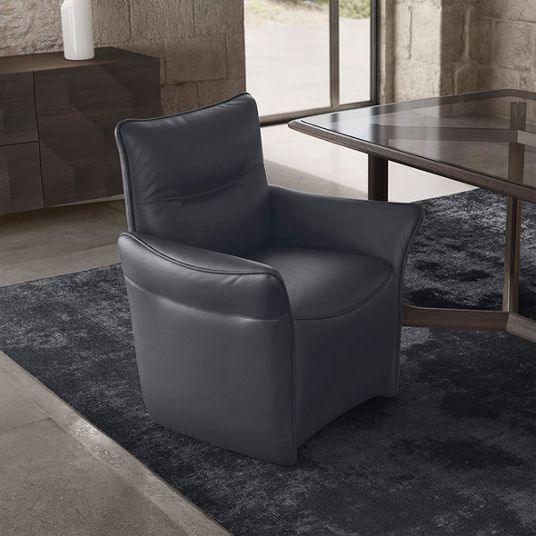 Mama Swivel Dining Chair