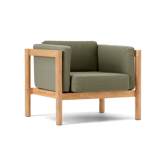 Haven Outdoor Lounge Chair with Arm Cushions