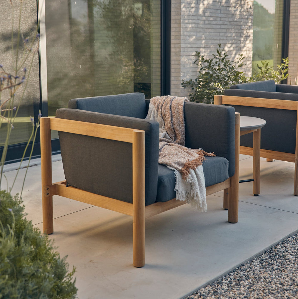 Haven Outdoor Lounge Chair