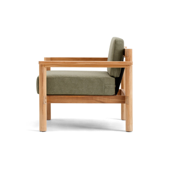 Haven Outdoor Lounge Chair with Teak Arms