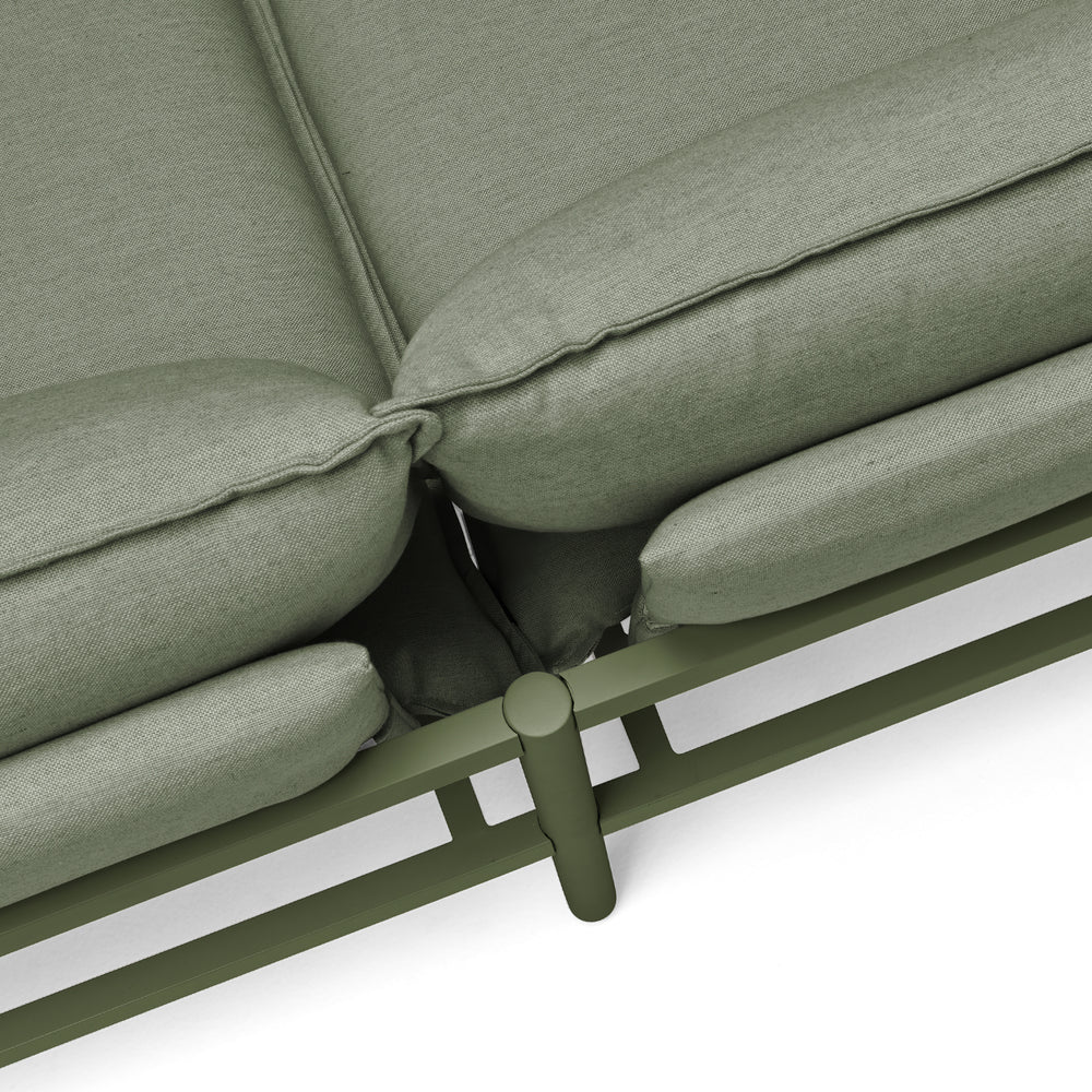 Terra Outdoor Loveseat
