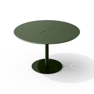 XY Outdoor Round Dining Table