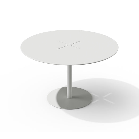 XY Outdoor Round Dining Table
