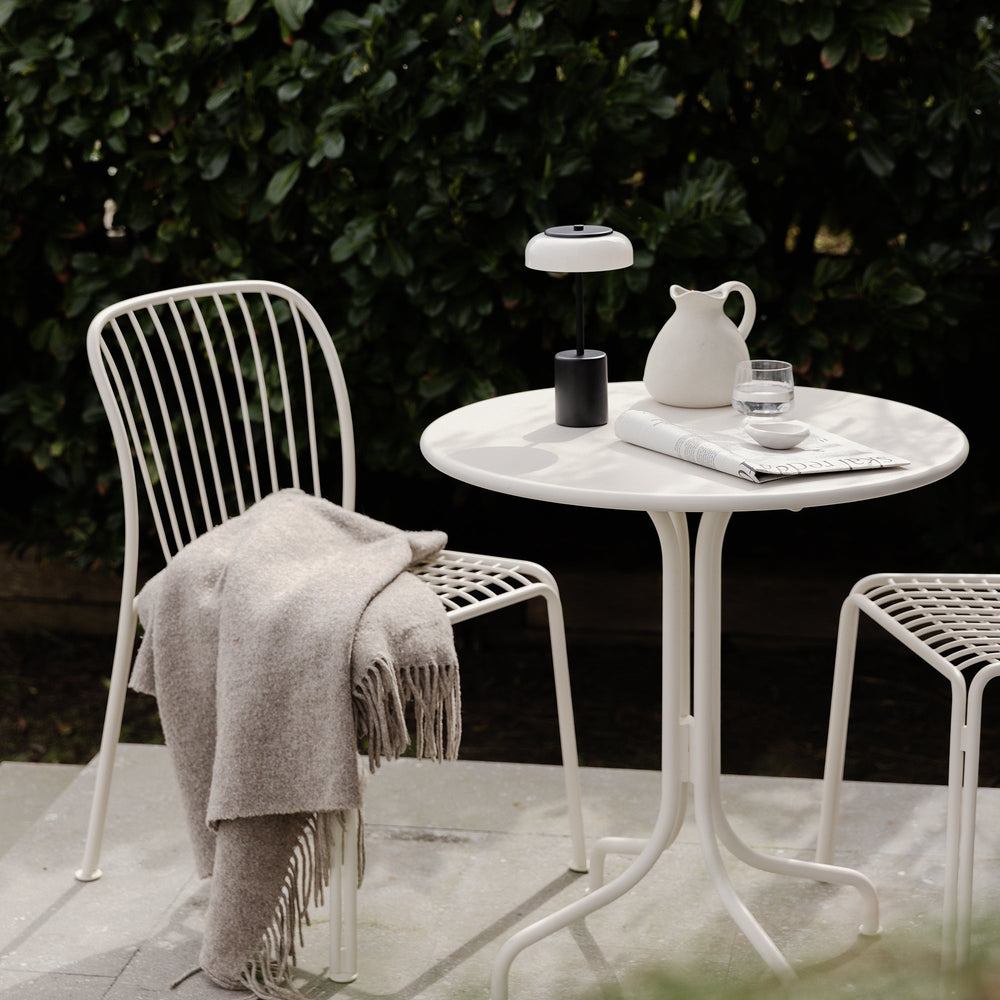 Blossi LED Portable Outdoor Table Lamp