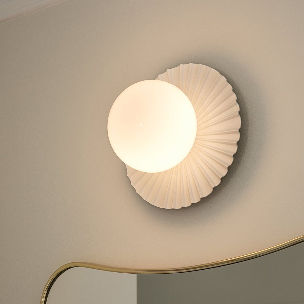 Liila Muuse Wall/Ceiling Light