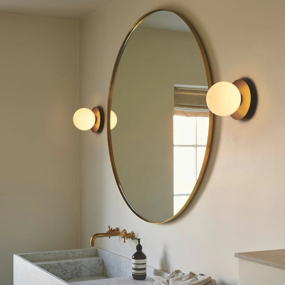 Liila Wall/Ceiling Light