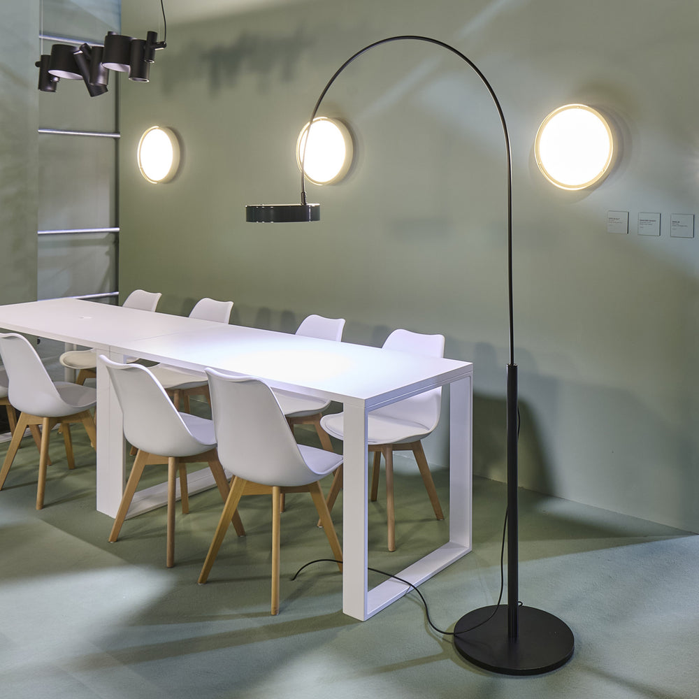 Berlin Outdoor Arched Floor Lamp