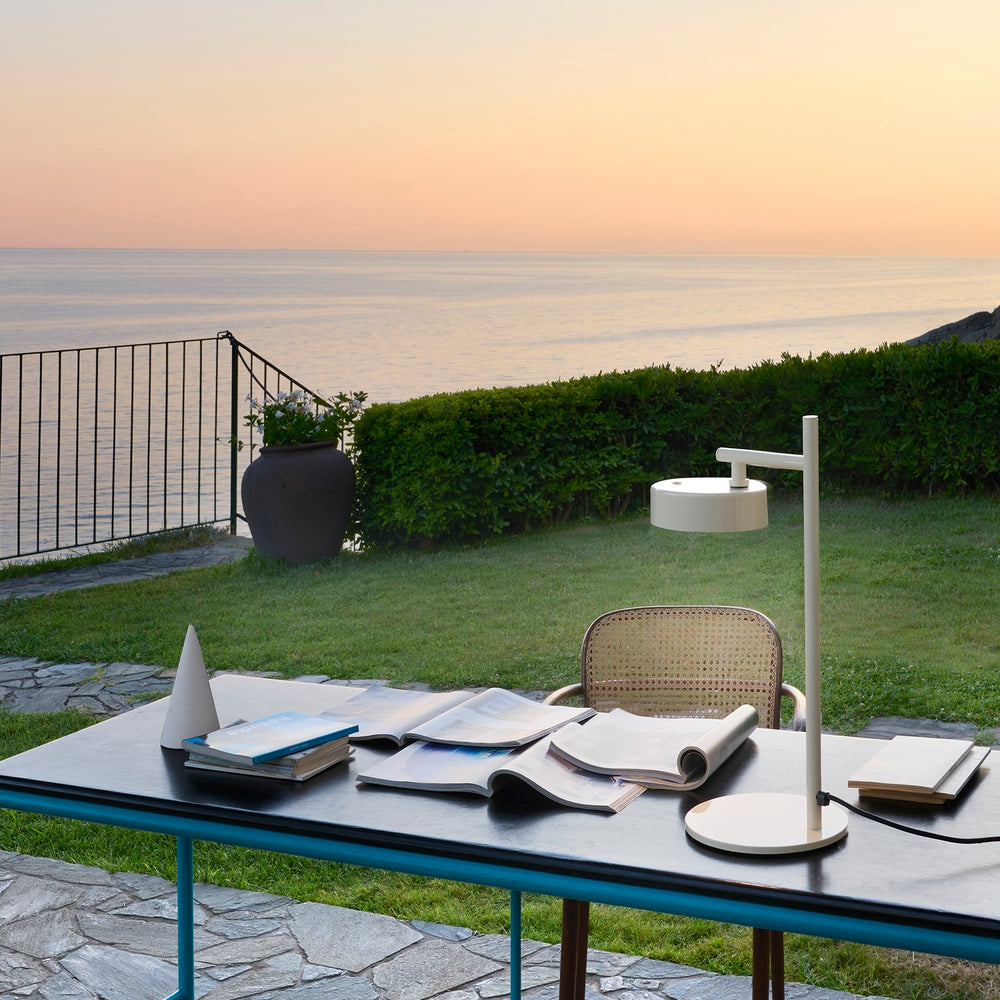 Berlin Outdoor Table Lamp