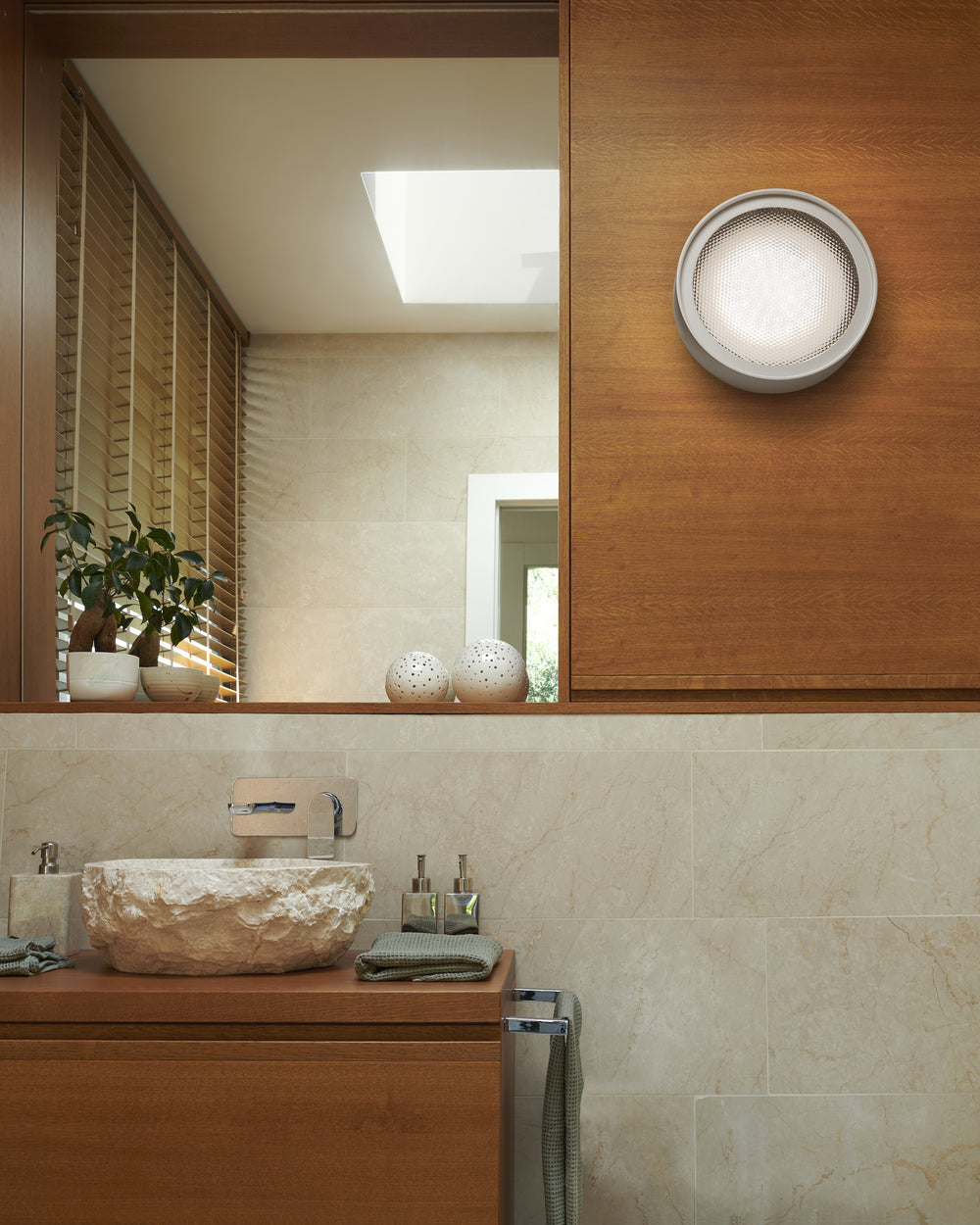 Berlin Outdoor Wall Sconce