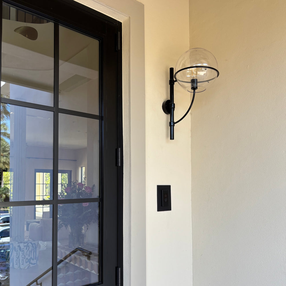 Lyndon Wall Light