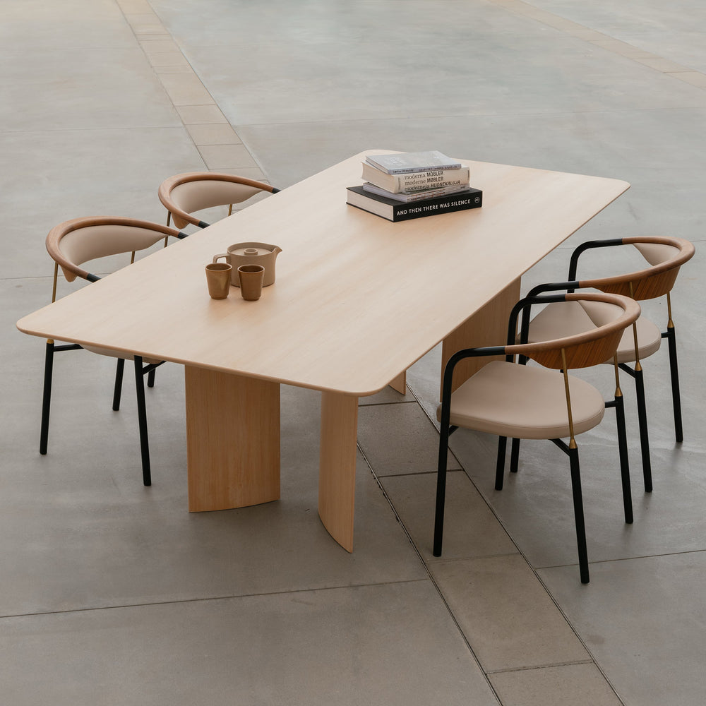 Wing Rectangle Dining Table