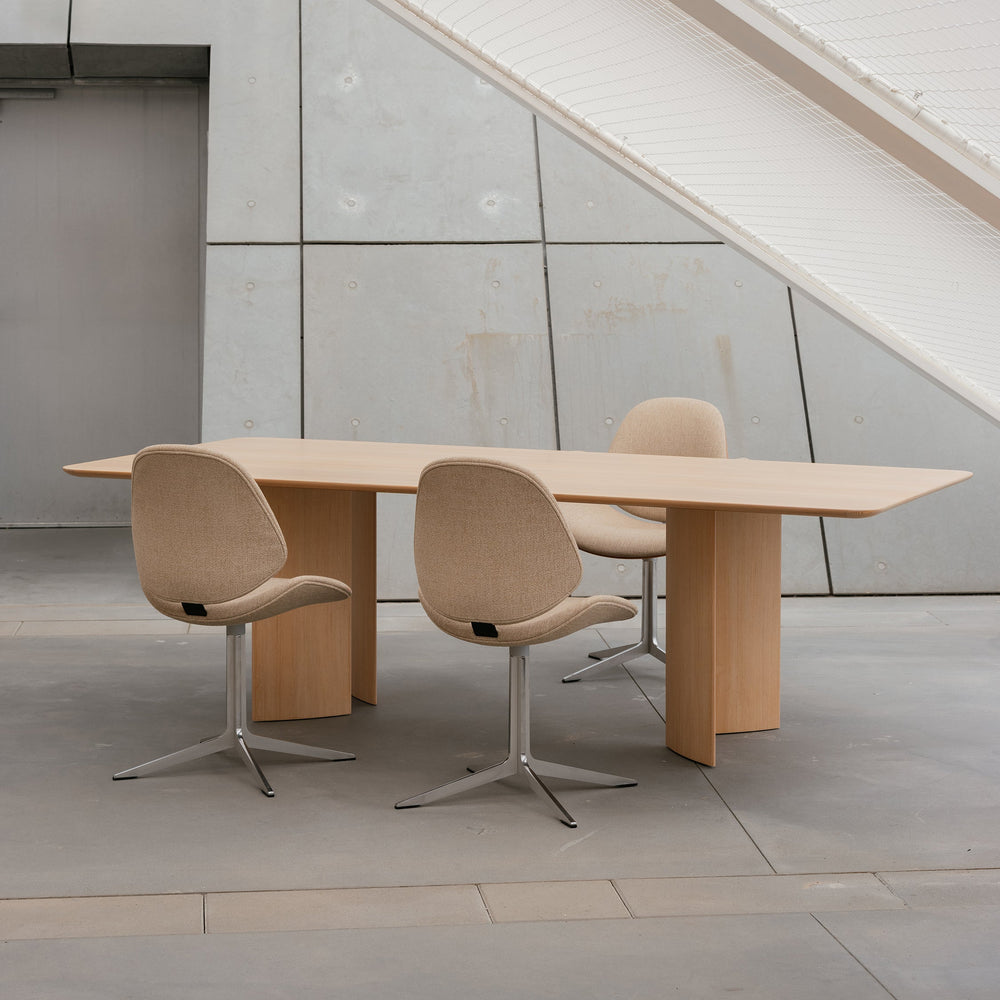 Wing Rectangle Dining Table