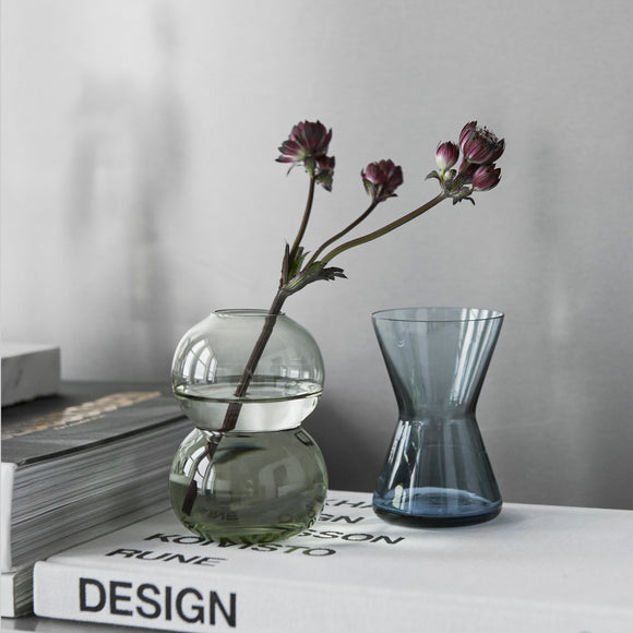 Midsummer Mini Peach-Leaved Bellflower Vase