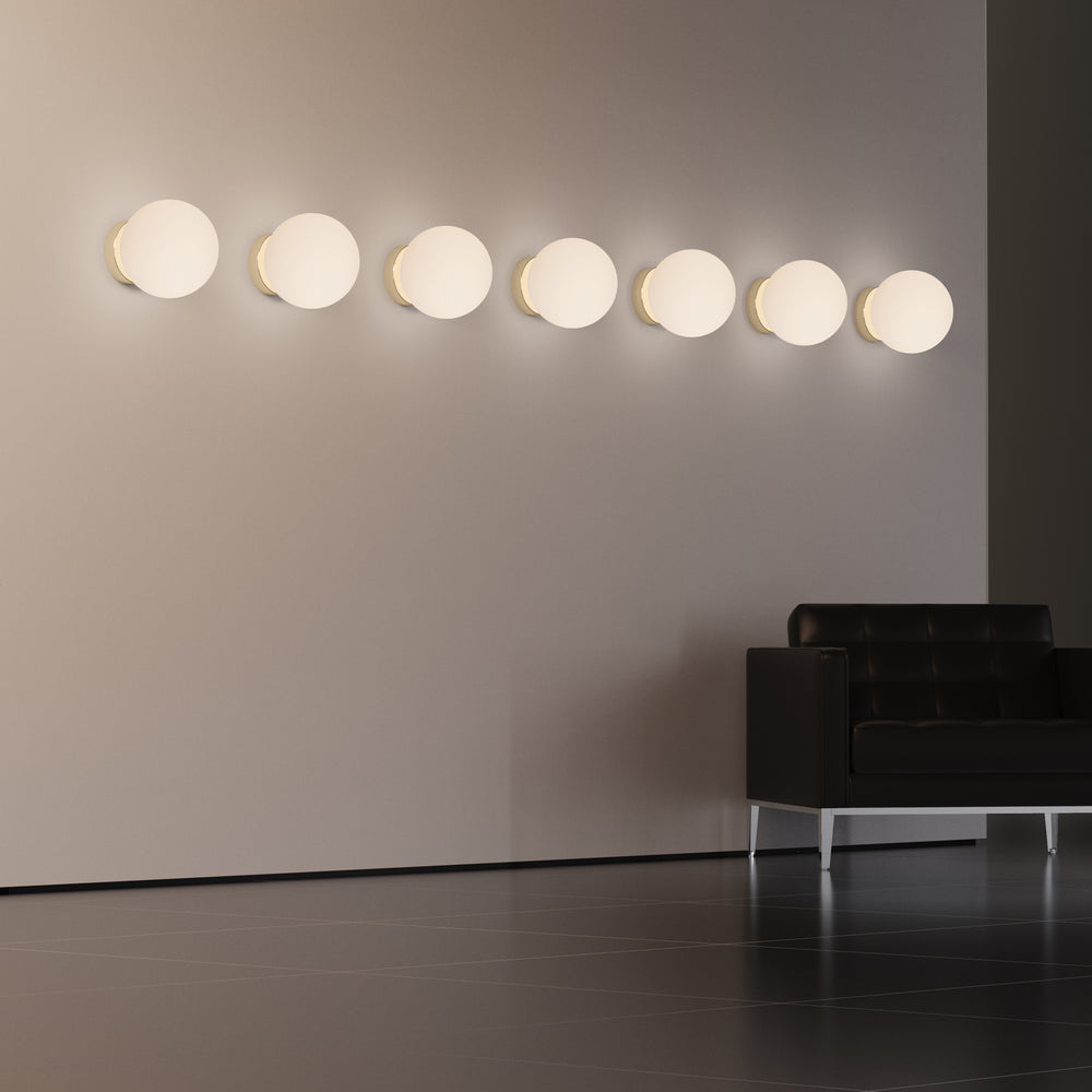 Bola Sphere Flush Mount