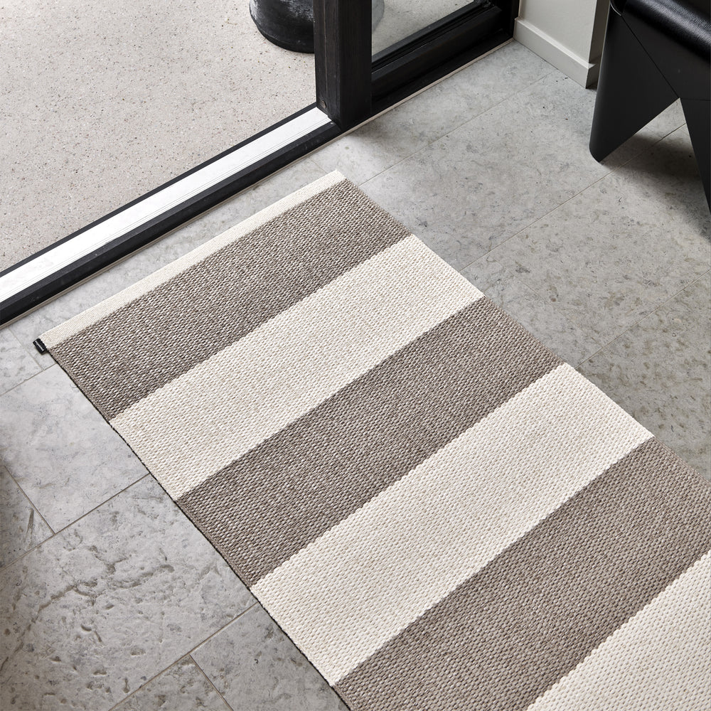 Bob Indoor/Outdoor Runner