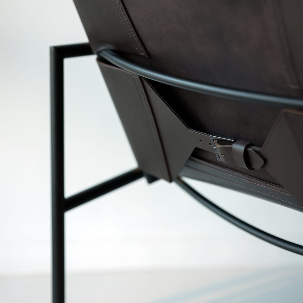 SZ02 Lounge Armchair