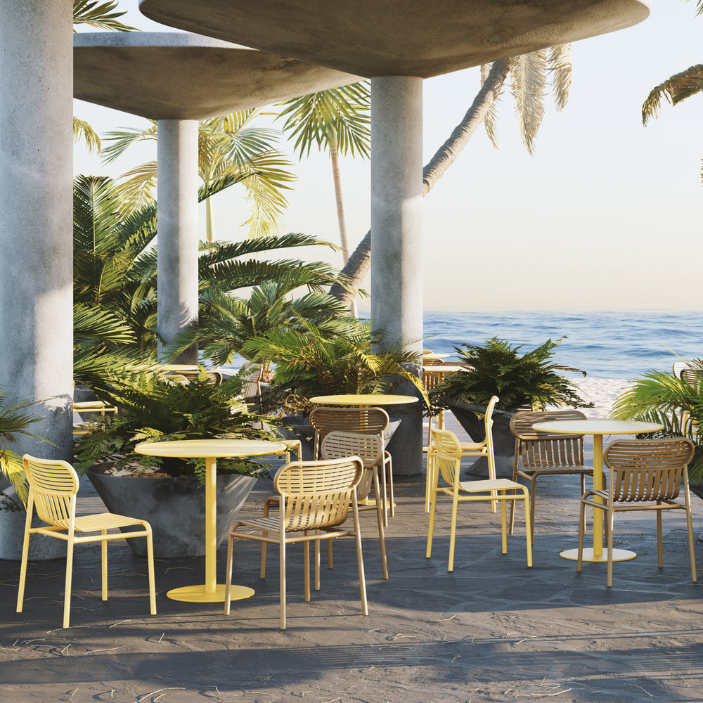 Week-End Round Outdoor Bistro Table