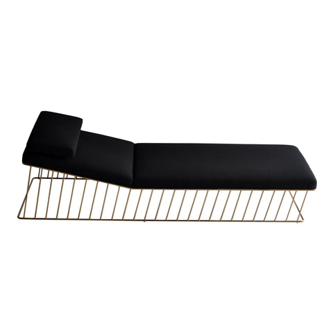 Wired Italic Chaise