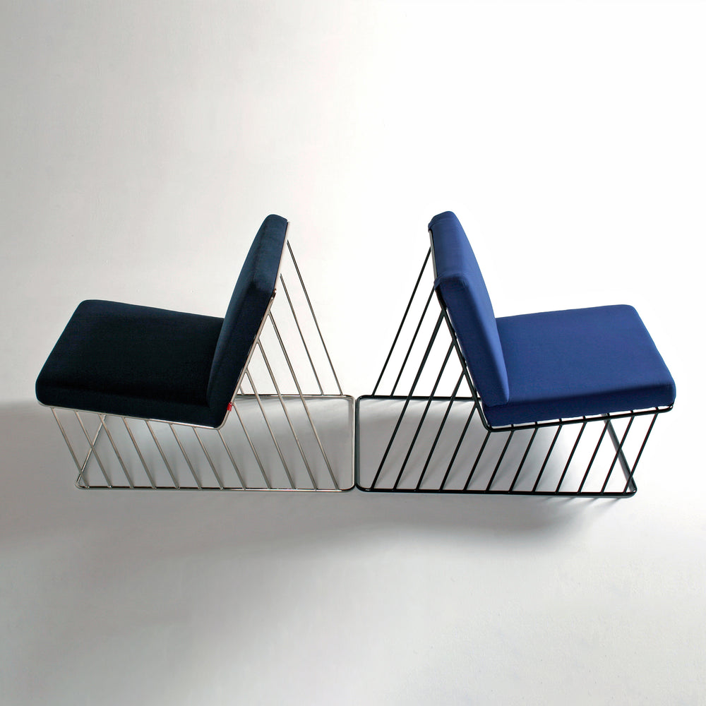 Wired Italic Lounge Chair