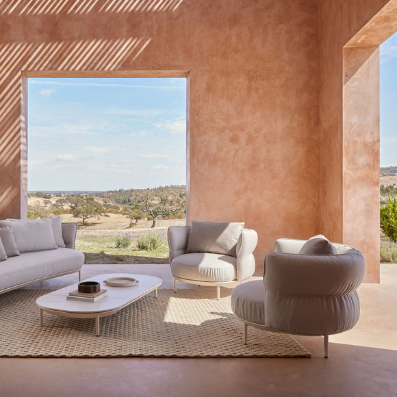 Amba Essence Outdoor Lounge Chair