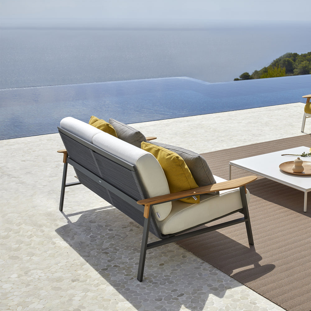 City 2-Seater Outdoor Sofa