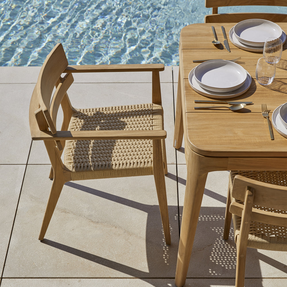 Paralel Outdoor Armchair