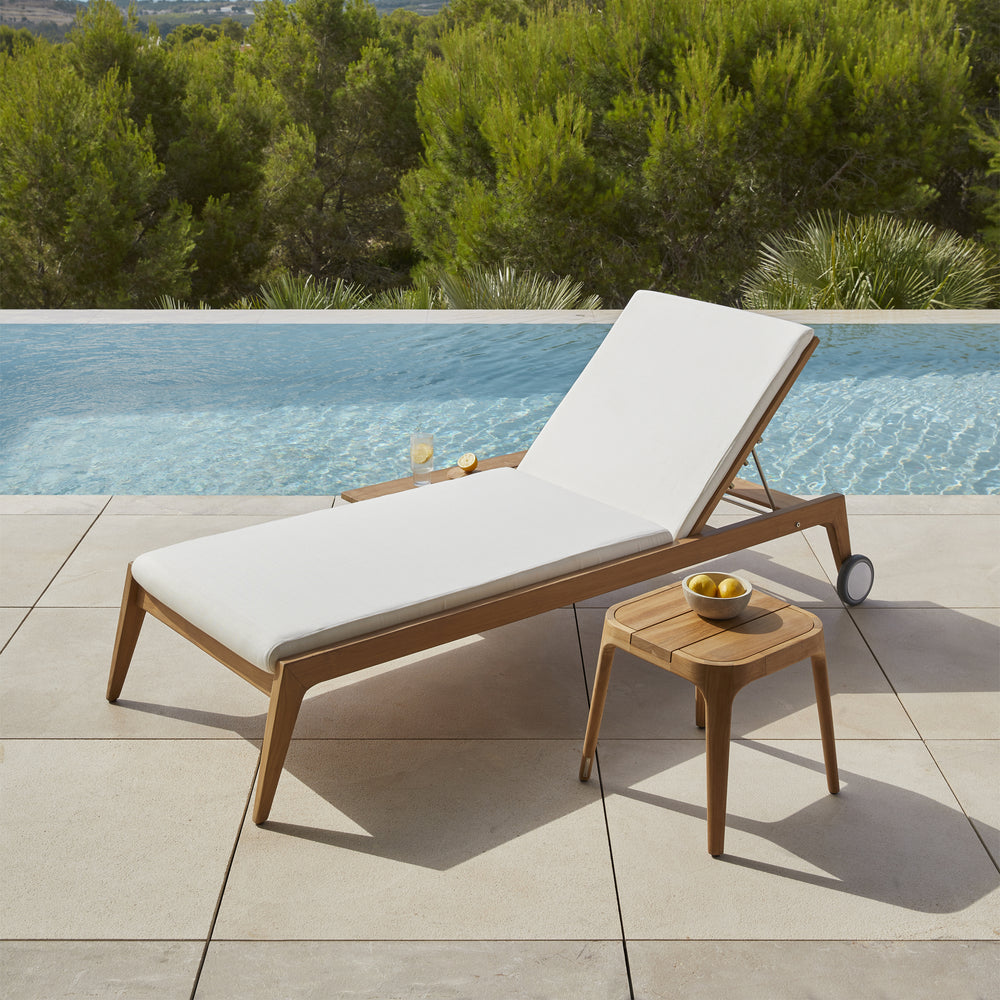 Paralel Auxiliar Outdoor Table