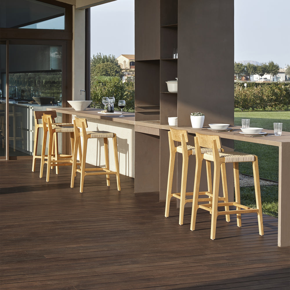 Paralel Outdoor Bar Stool