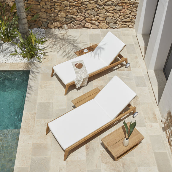 Paralel Outdoor Chaise Lounge