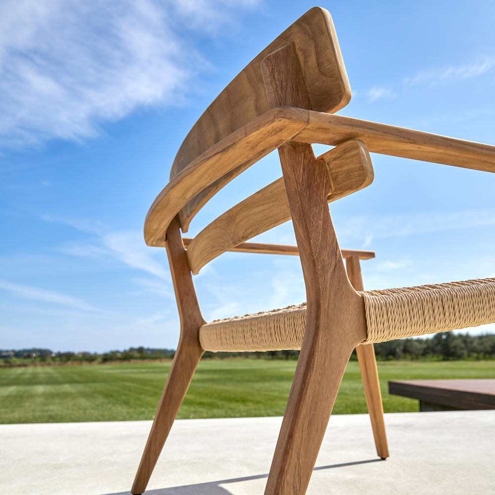 Paralel Outdoor Club Lounge Chair