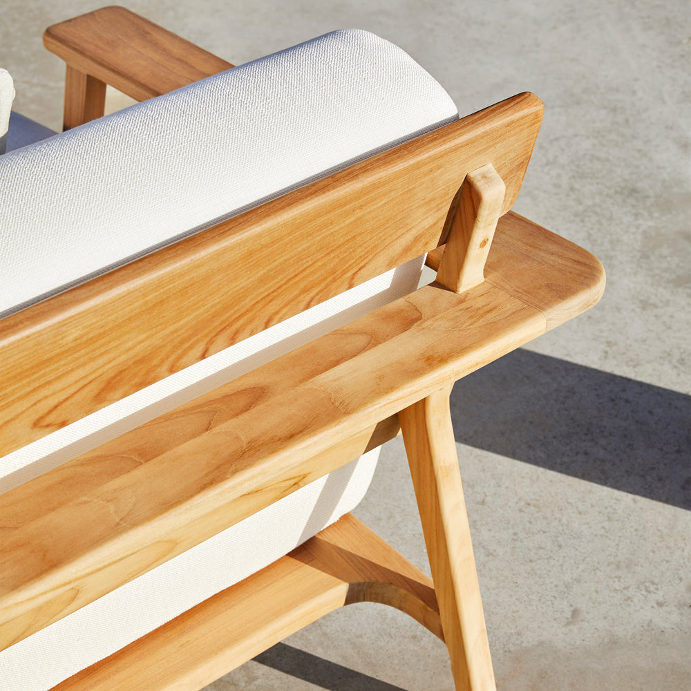 Paralel Outdoor Lounge Armchair