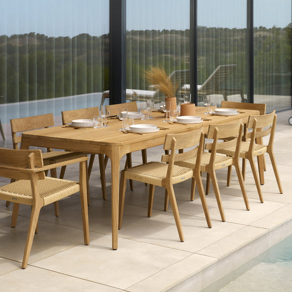 Paralel Rectangular Outdoor Dining Table
