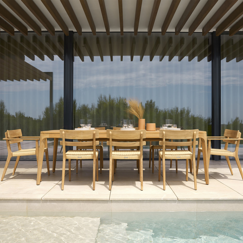 Paralel Rectangular Outdoor Dining Table