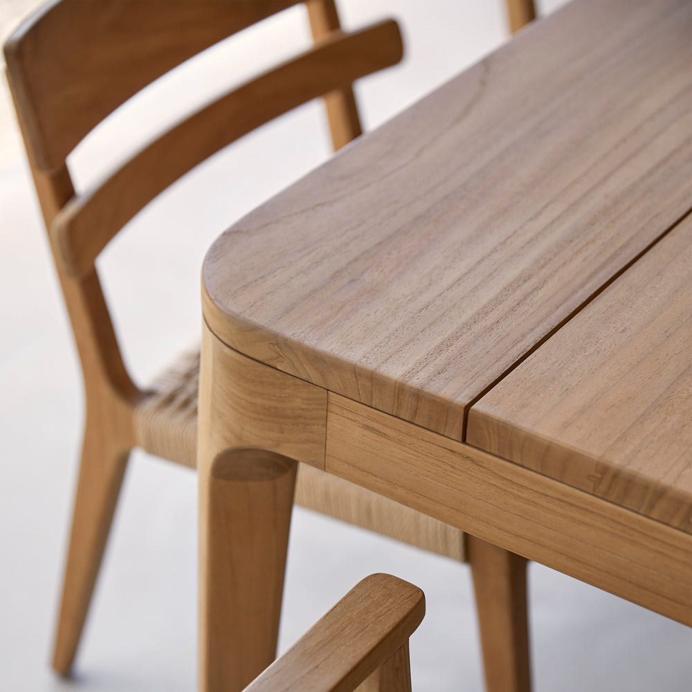 Paralel Rectangular Extendable Outdoor Dining Table