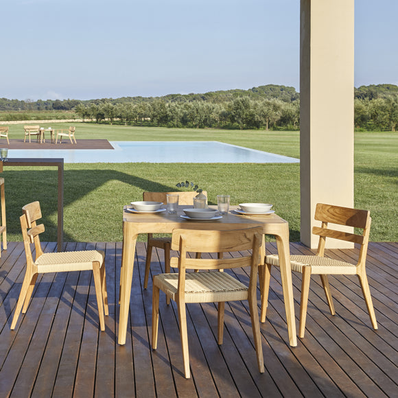 Paralel Square Outdoor Dining Table