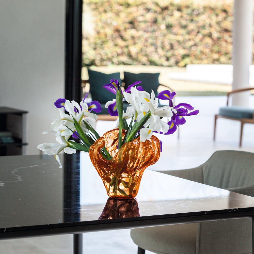 Water Illusion Vase