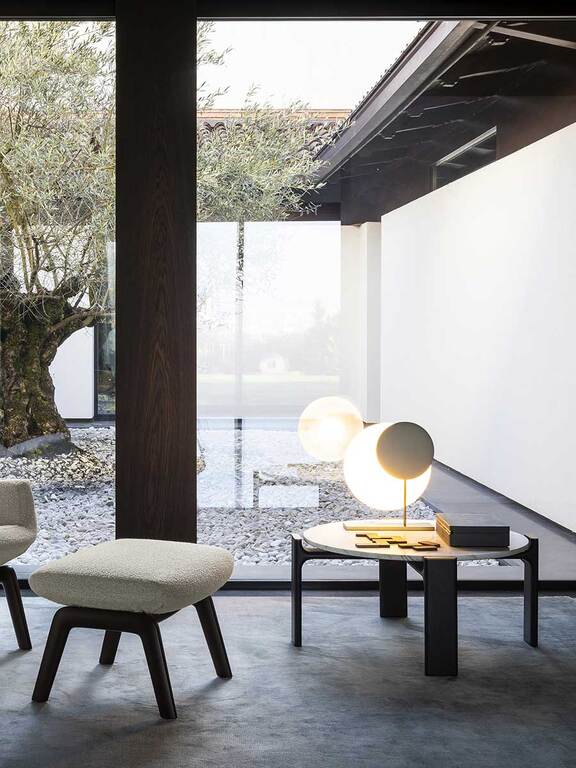 Downtown Lounge Ottoman