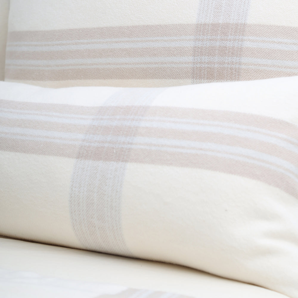Geneva Big Pillow With Insert